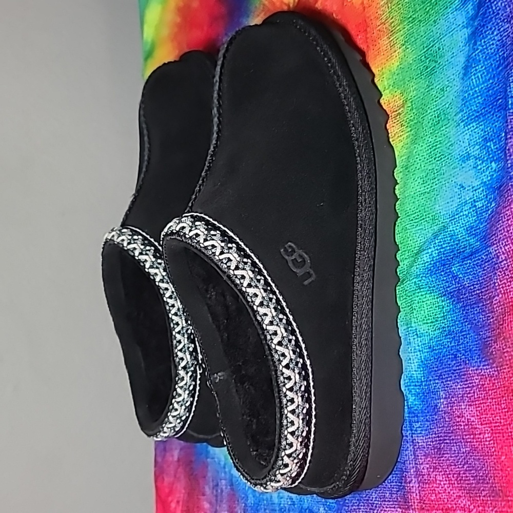 UGG Tasman Slippers Size 2